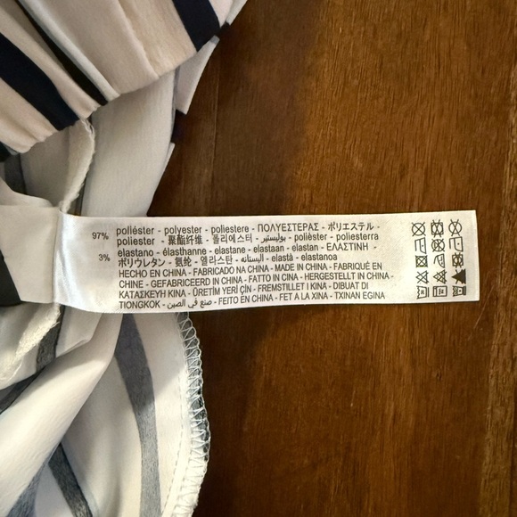 Zara White and Blue Striped Wide Leg Cropped Pants Flowy Elastic Waist M pockets - Picture 4 of 12